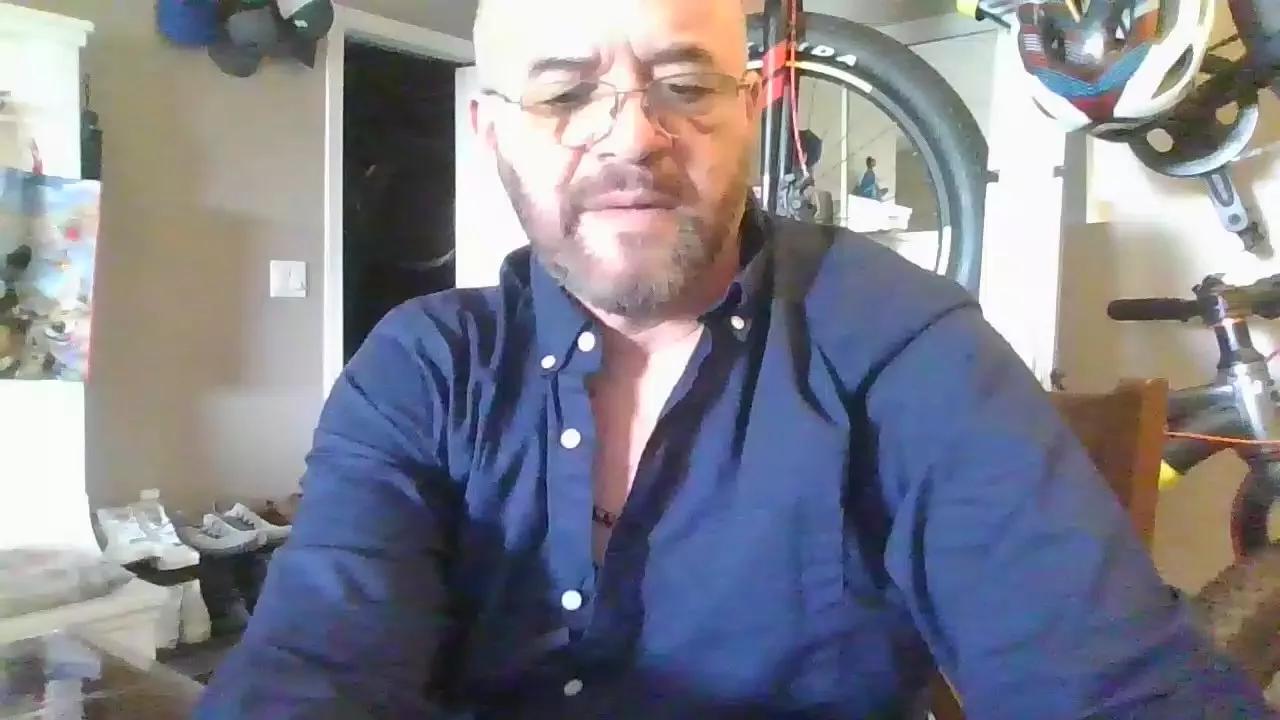 Offline salvator62 on Cam4