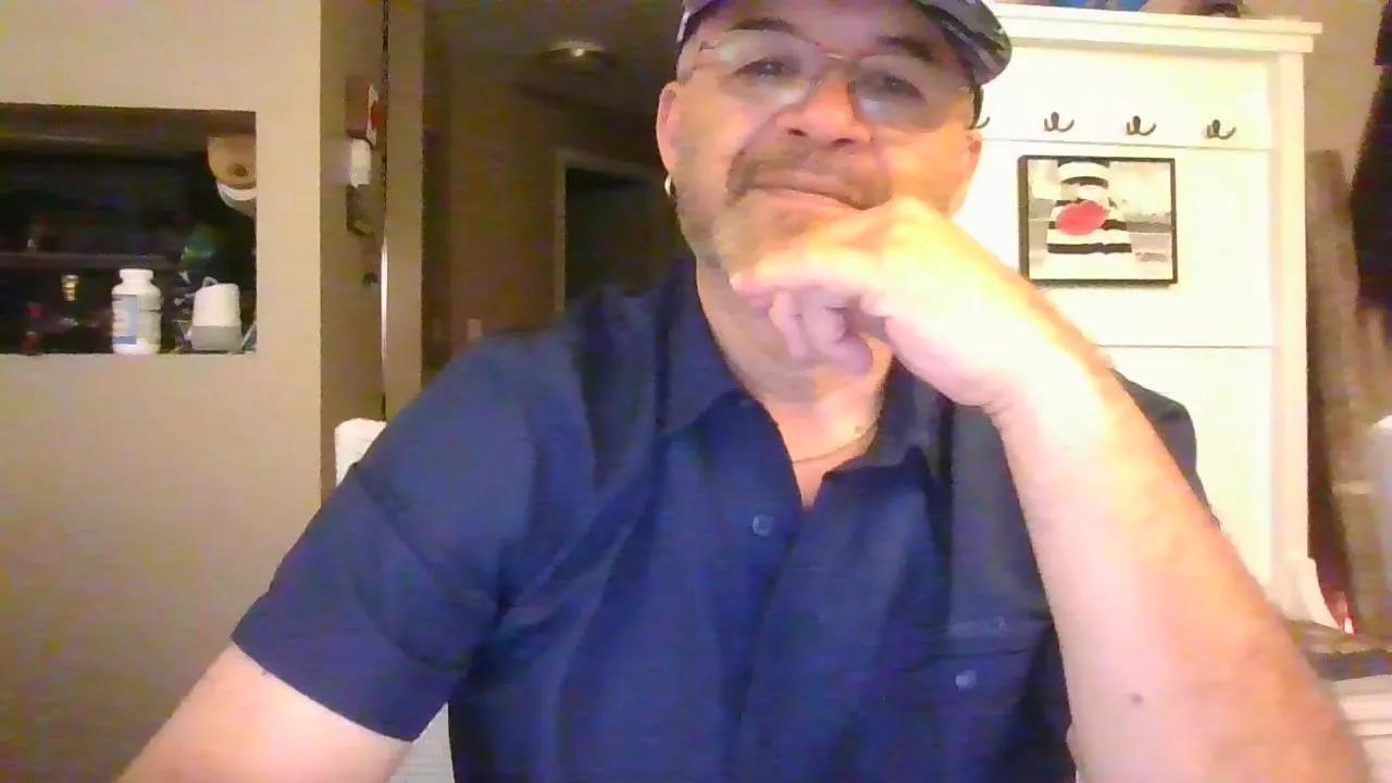 Offline salvator62 on Cam4