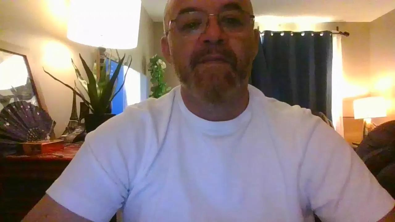 Discover Salvator62, he wants to masturbate for you salvator62 from Cam4