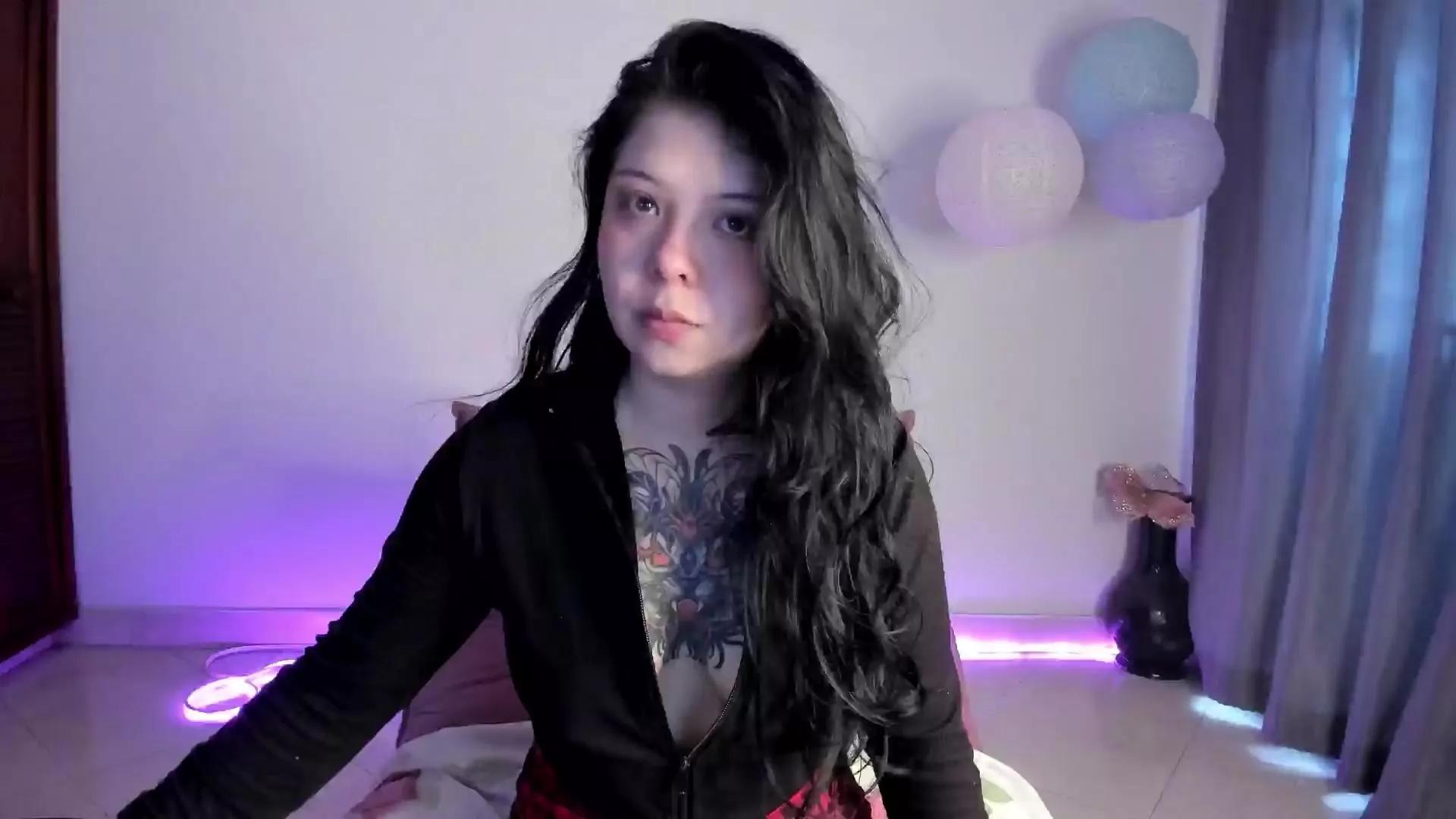 Offline saori_xido on Cam4