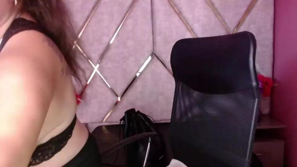 Sara_Thonson_ on Cam4 