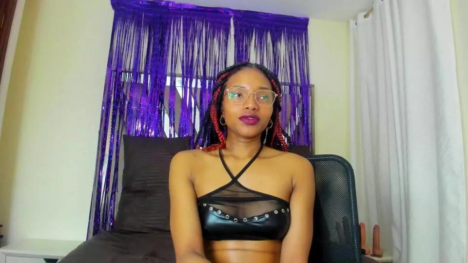 sara_williams1 on Cam4 