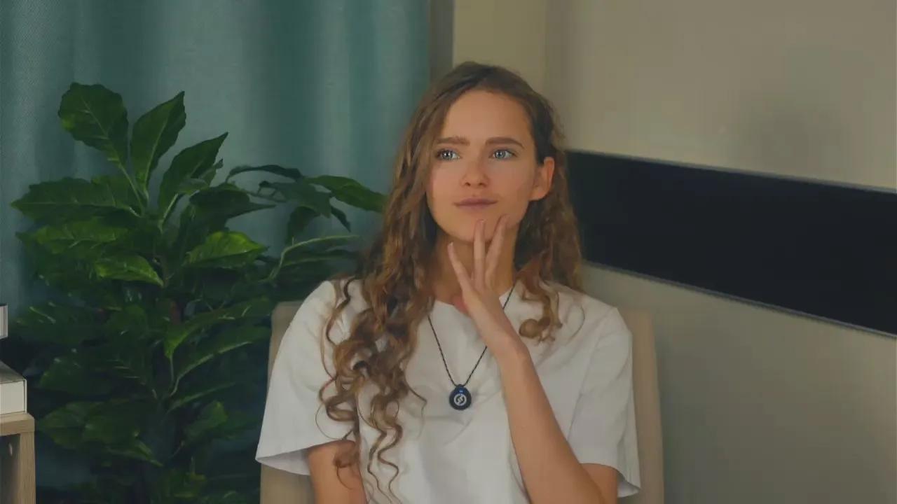 Try cute escort SaraSwick SaraSwick from Cam4