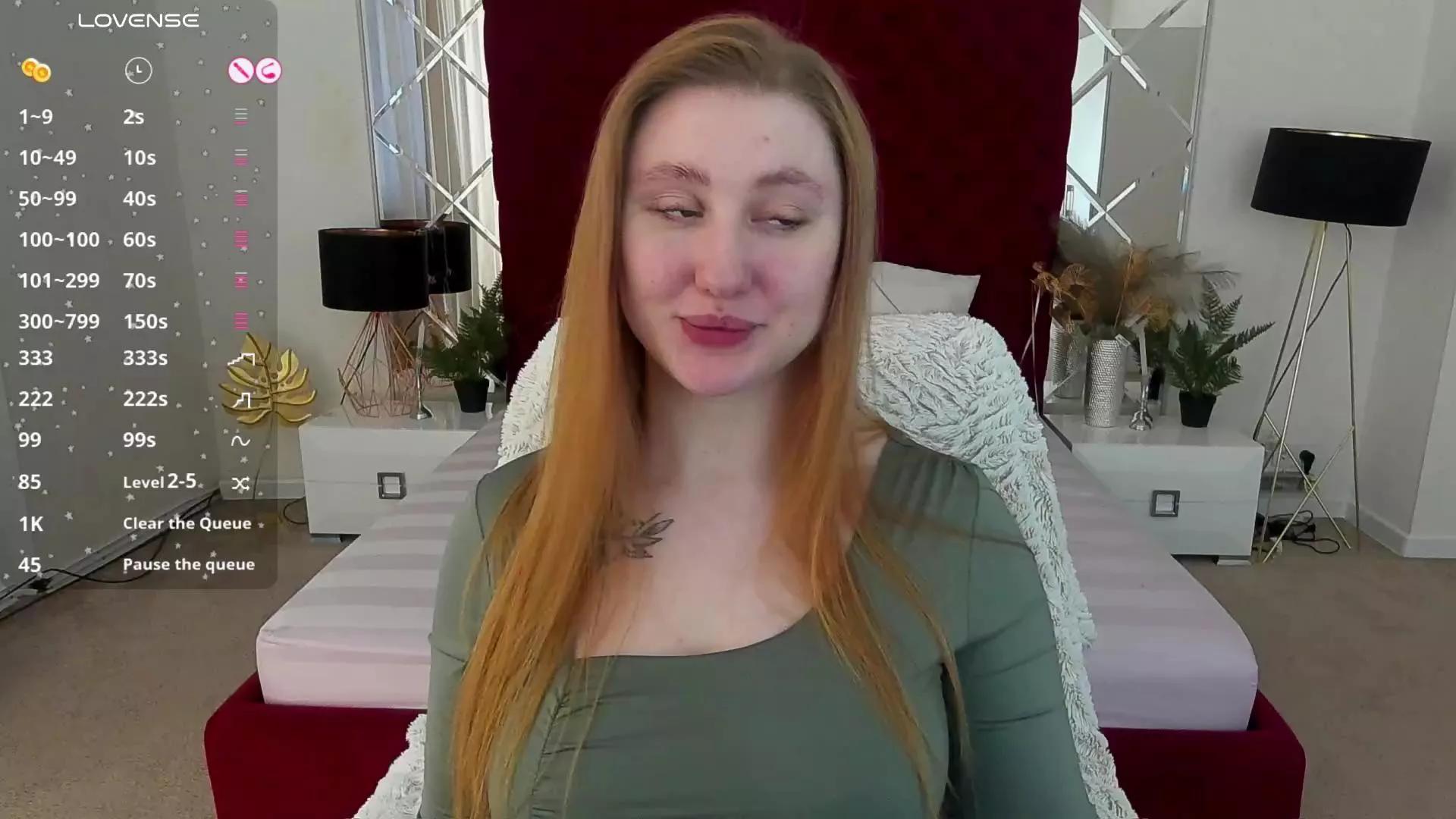 Scarlet_Heart on Cam4 