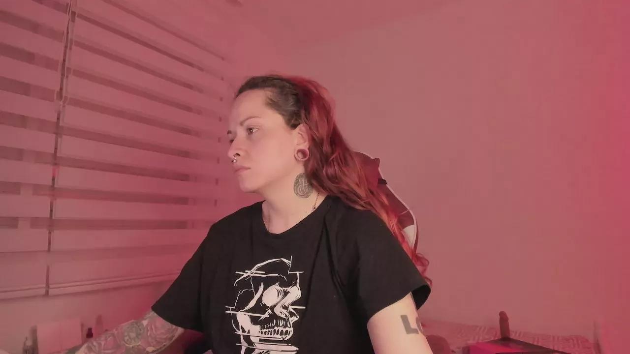 scarletsam on Cam4 