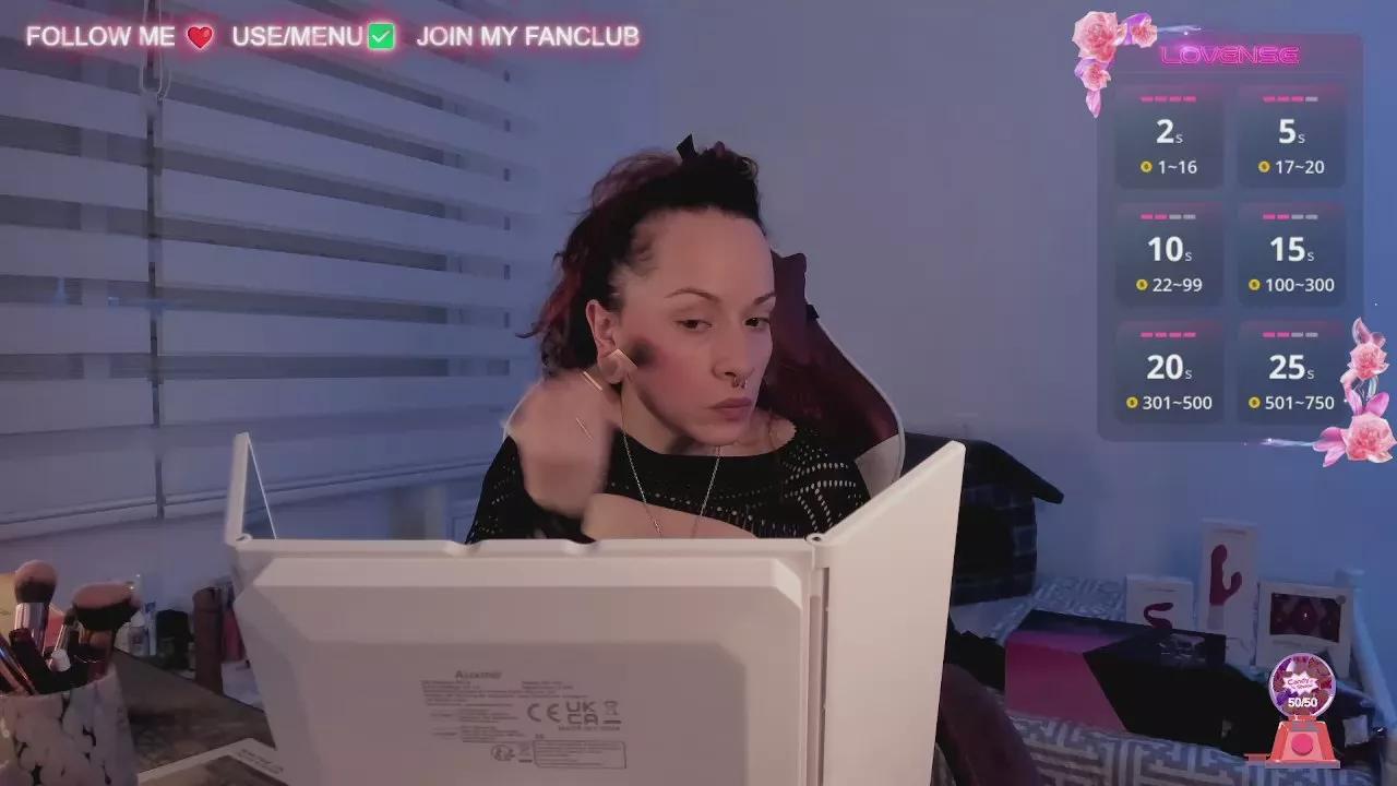 scarletsam on Cam4 