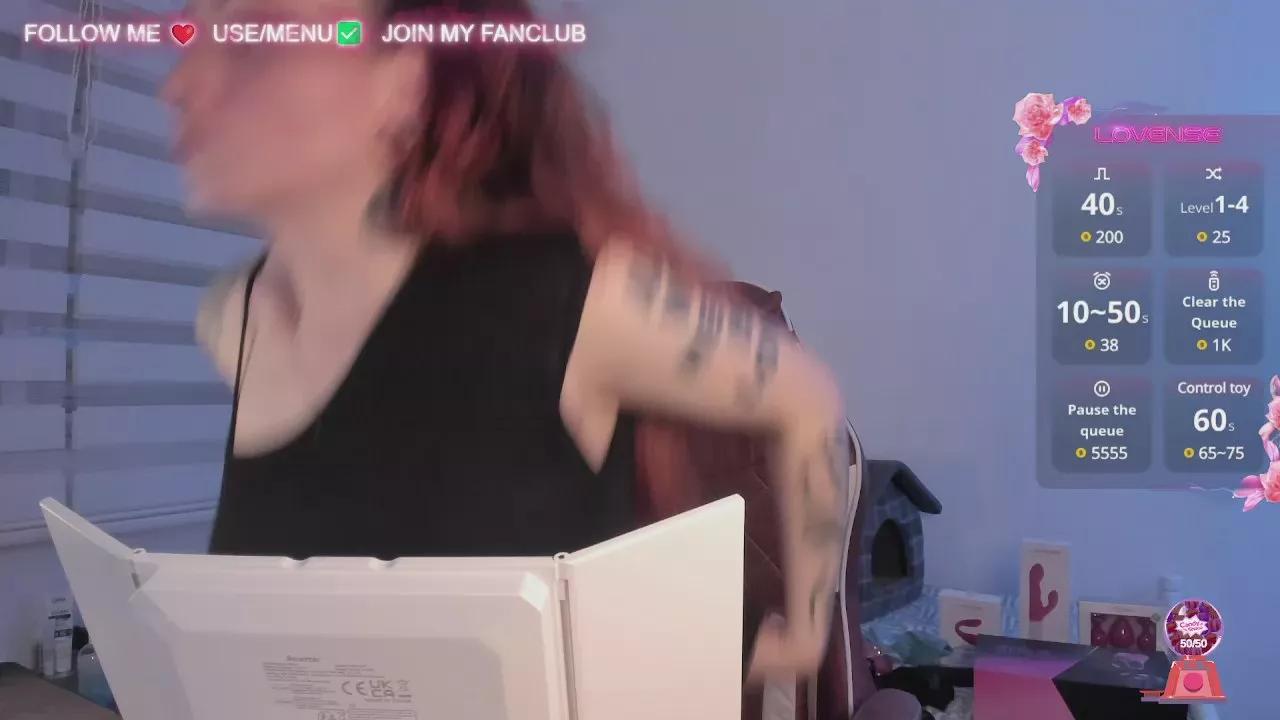 scarletsam on Cam4 