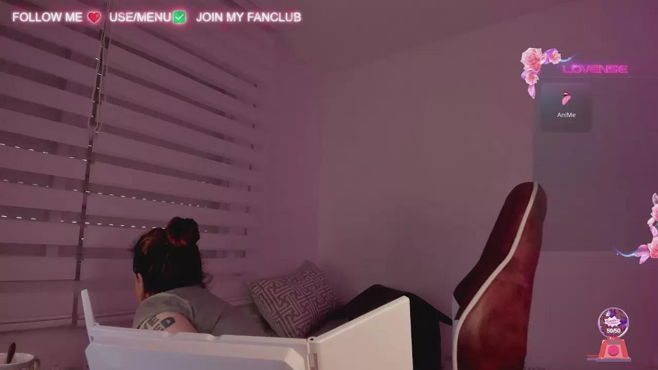 scarletsam on Cam4 