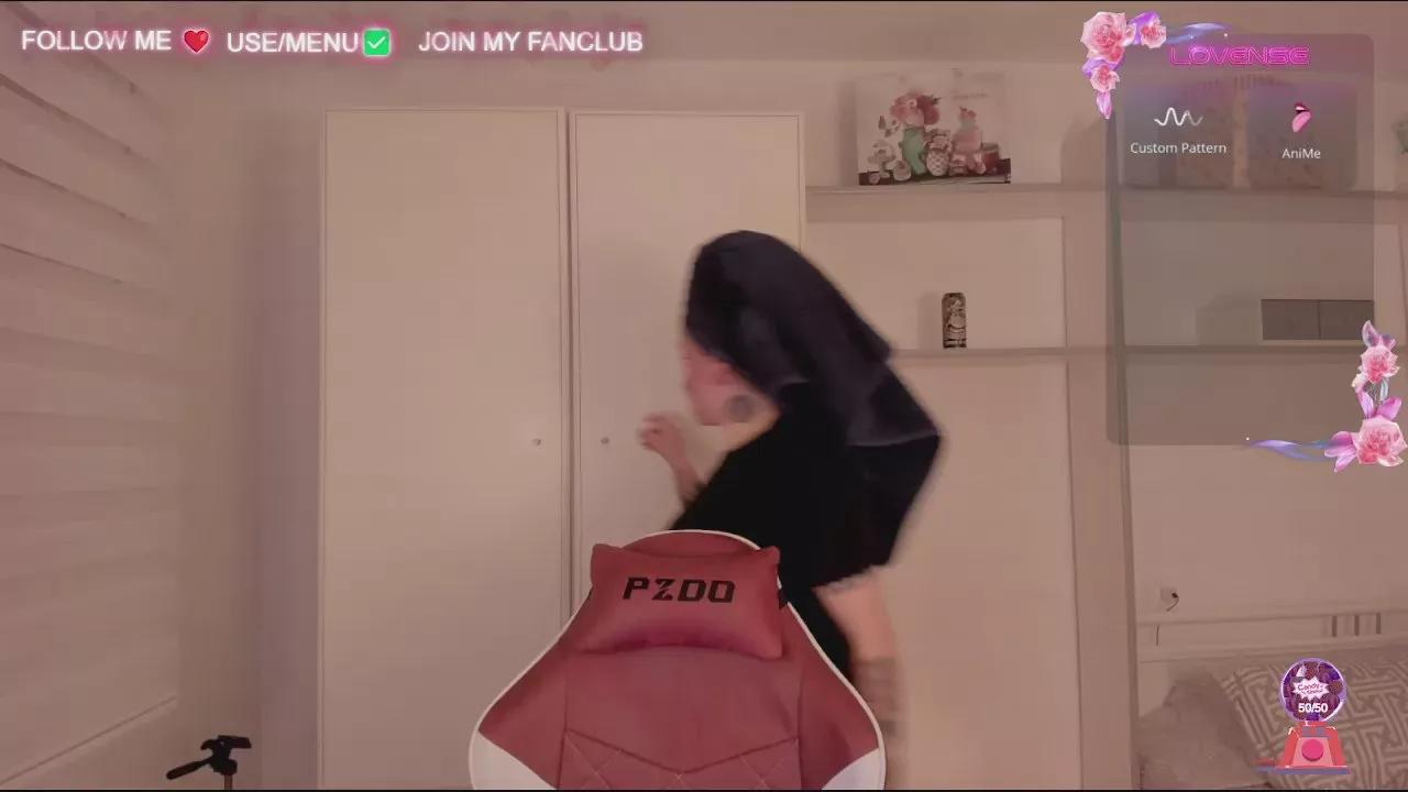 scarletsam on Cam4 
