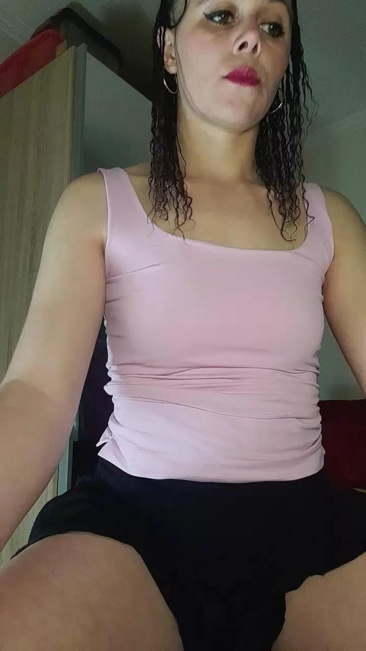 SelinaCoquine69 on Cam4 