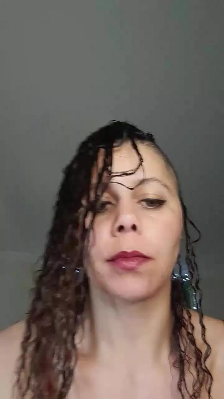 SelinaCoquine69 on Cam4 
