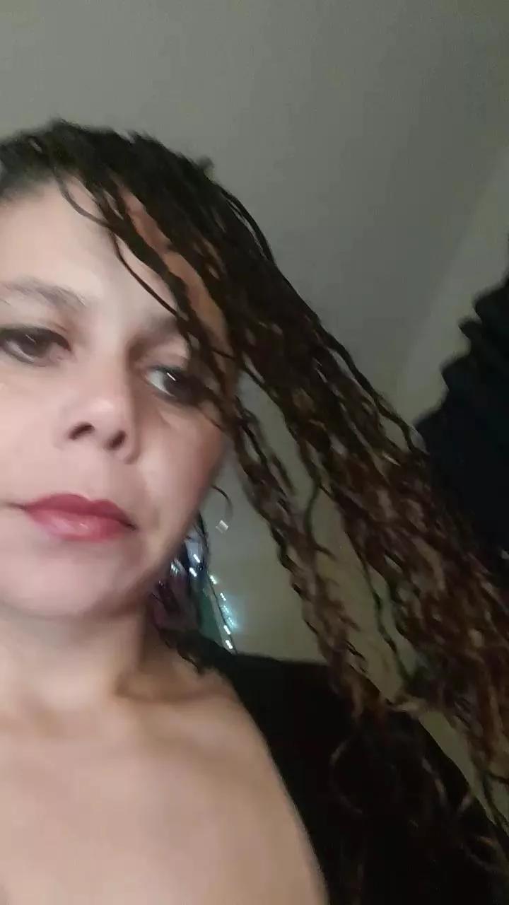SelinaCoquine69 on Cam4 