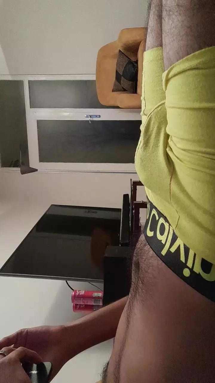 Offline SenpaiFelipe_ on Cam4