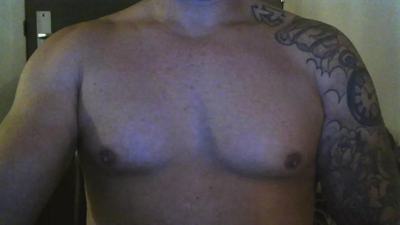 Sense084 on Cam4 