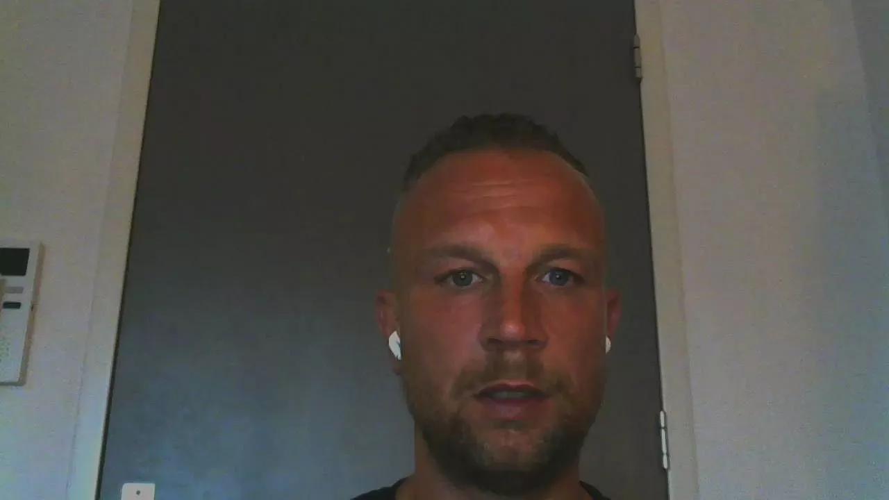 Sense084 on Cam4 