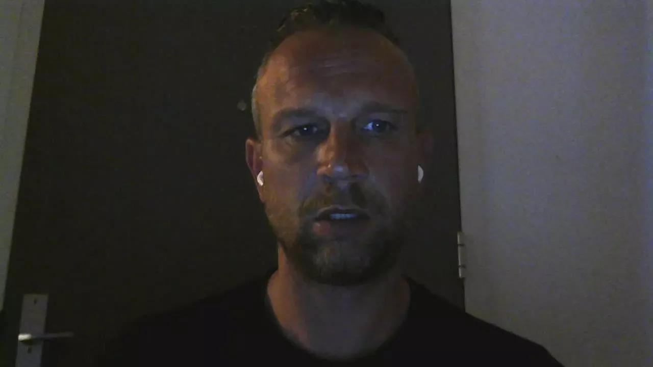 Sense084 on Cam4 