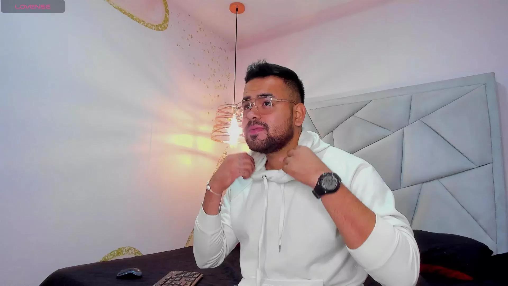 SERGIO_STONEE on Cam4 