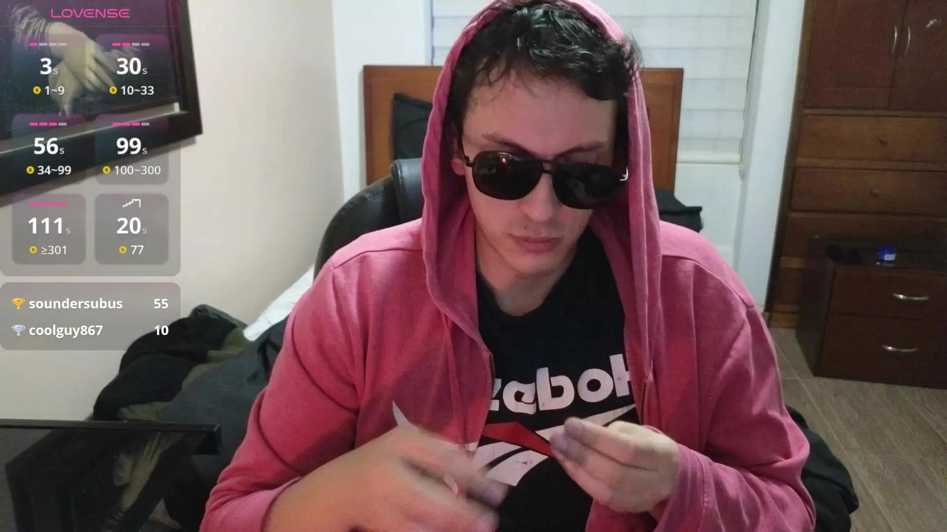 Serguioguecha33 on Cam4 