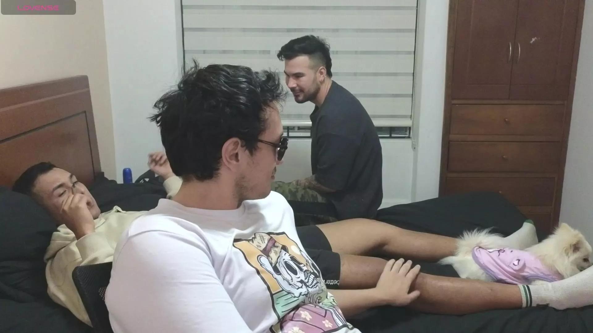 Serguioguecha33 on Cam4 