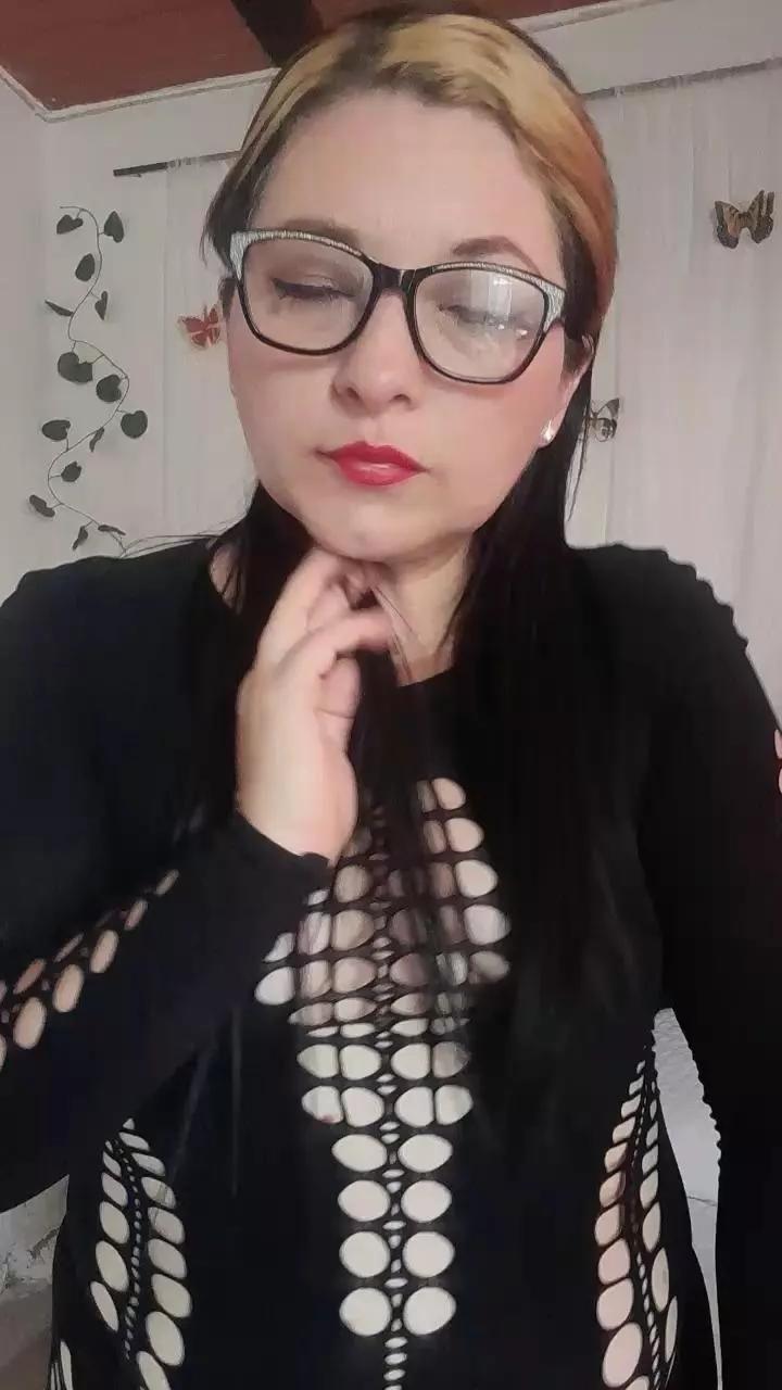 Sexipicara2 on Cam4 