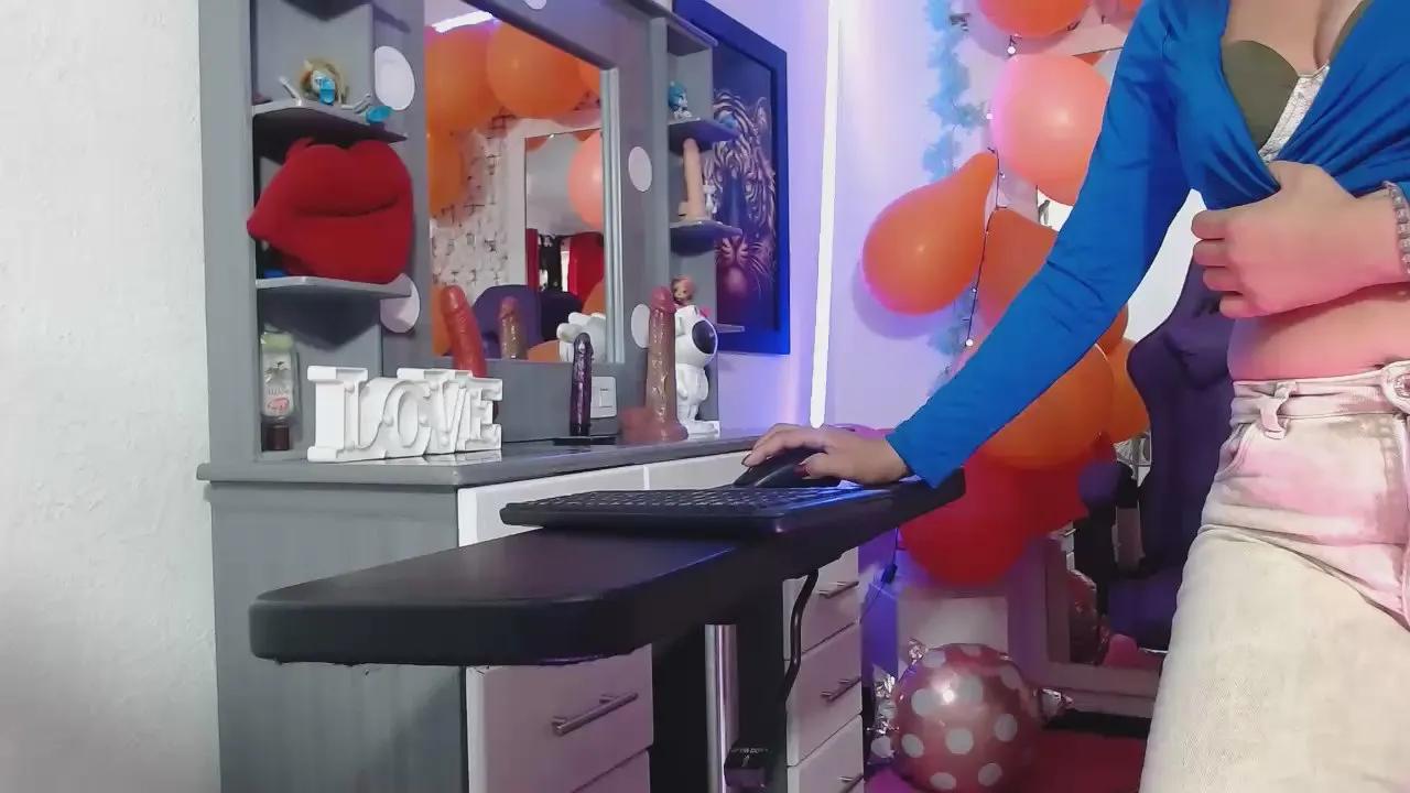 Offline sexy_girl_hot_ on Cam4