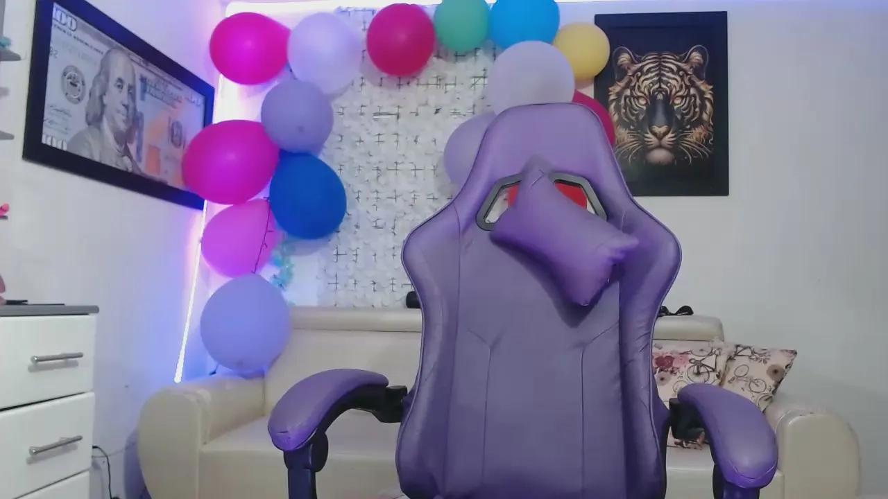 Offline sexy_girl_hot_ on Cam4