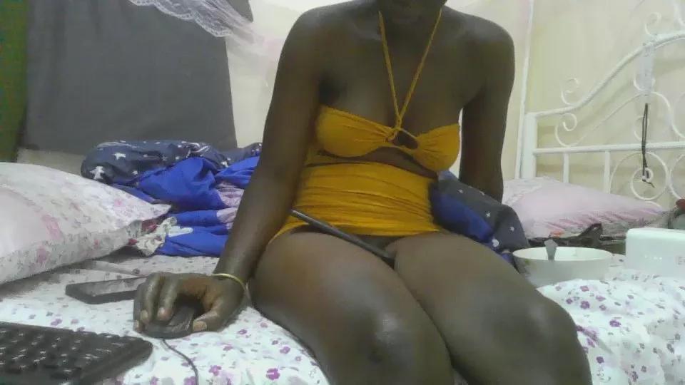 Sexyassi on Cam4 