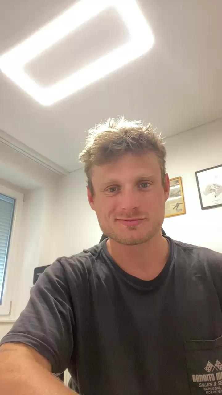 Sexyfreak1994 on Cam4 