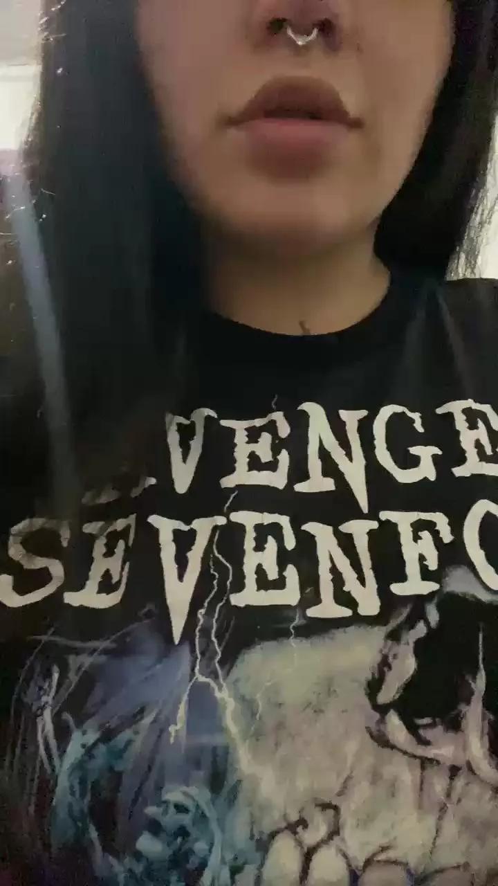 Offline SexyGirl22t on Cam4