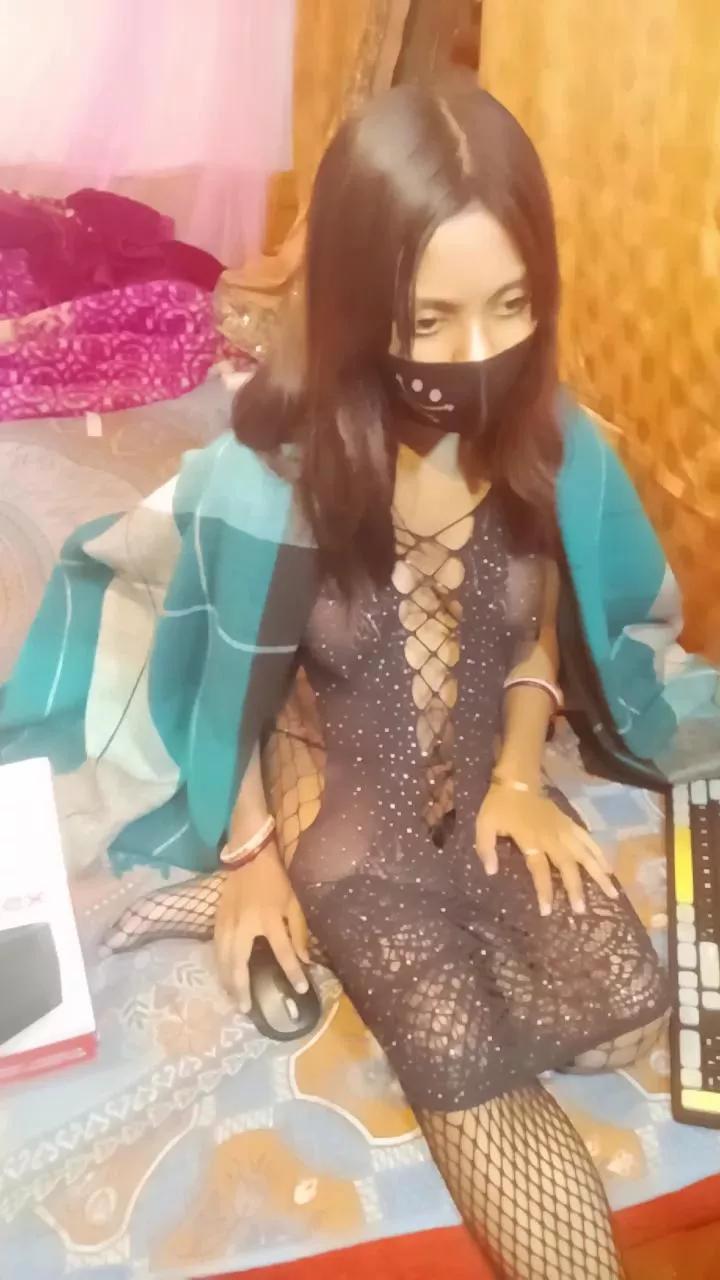 Offline Sexyindianqueen on Cam4