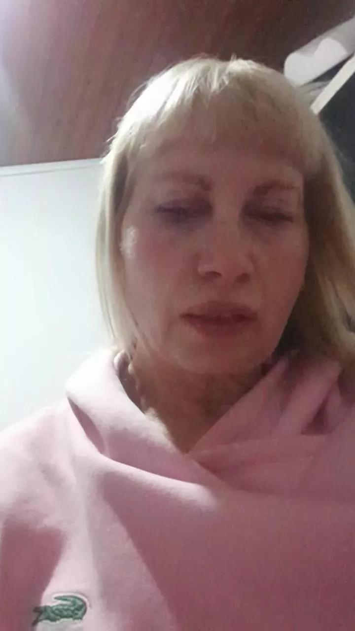 Sexymilf69_ on Cam4 