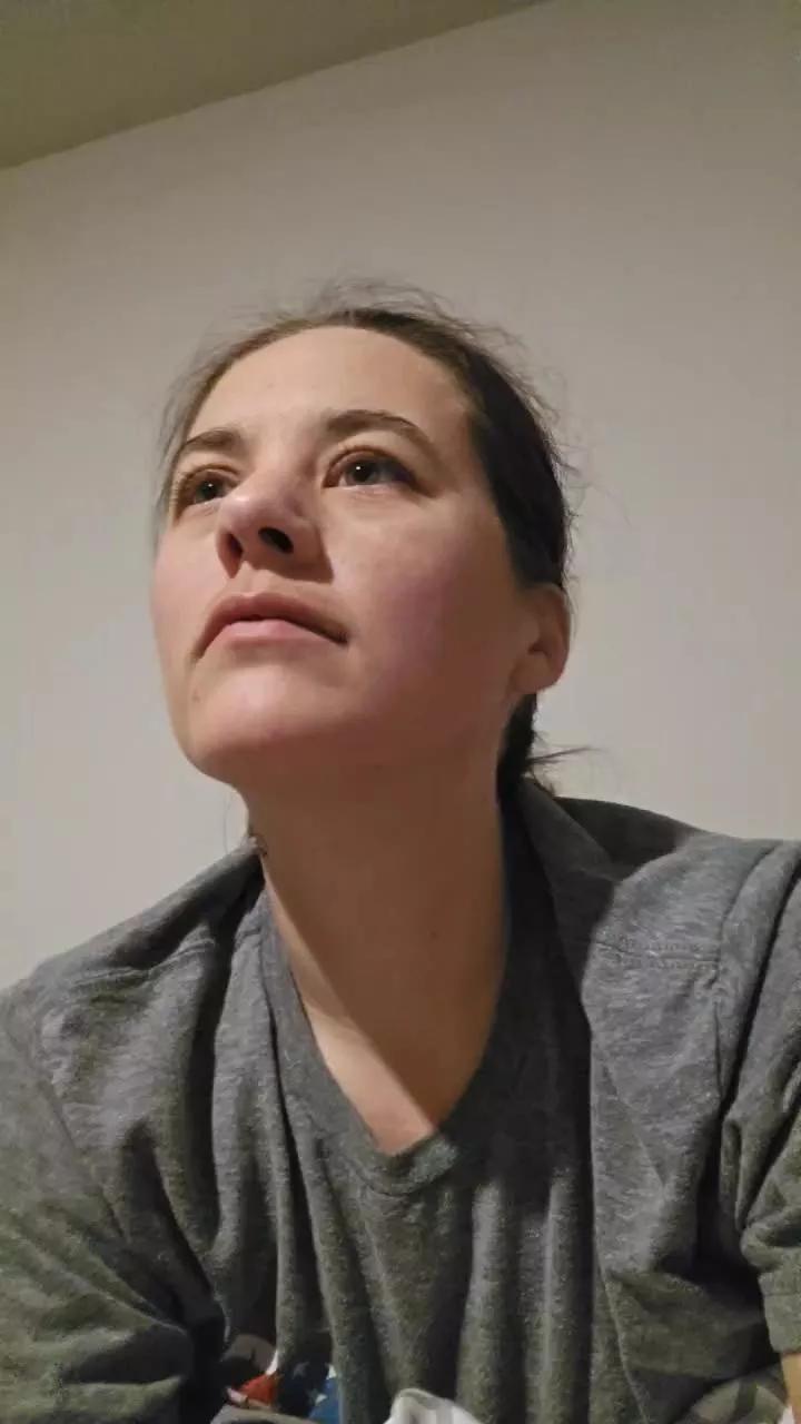 Sexywifey29 on Cam4 