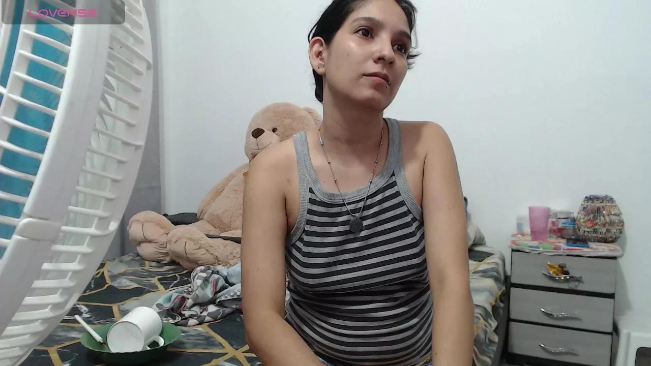 shades_69 on Cam4 
