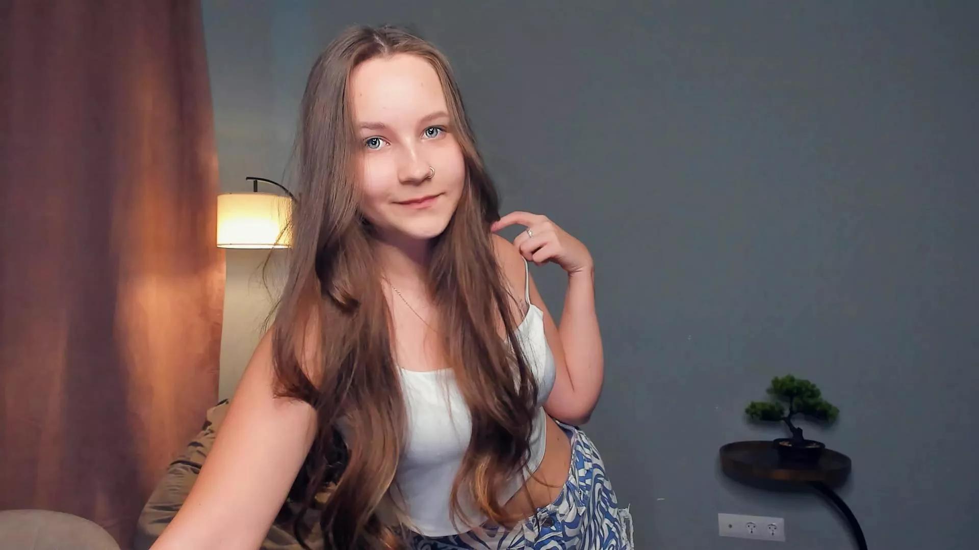 ShelleyGornall on Cam4 