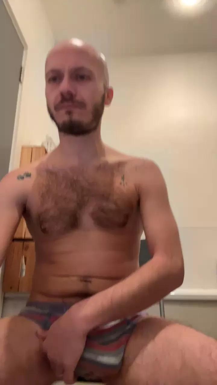 short_and_cute on Cam4 