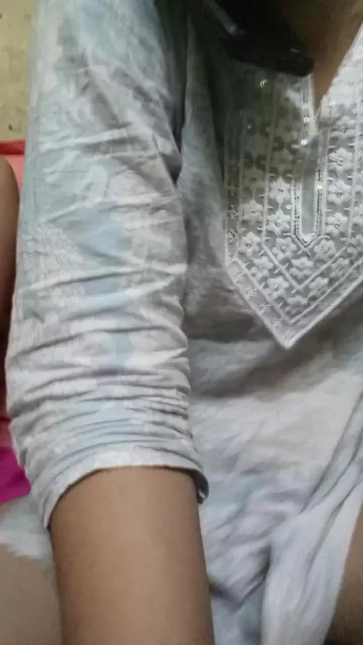 Shreyaa_babe on Cam4 