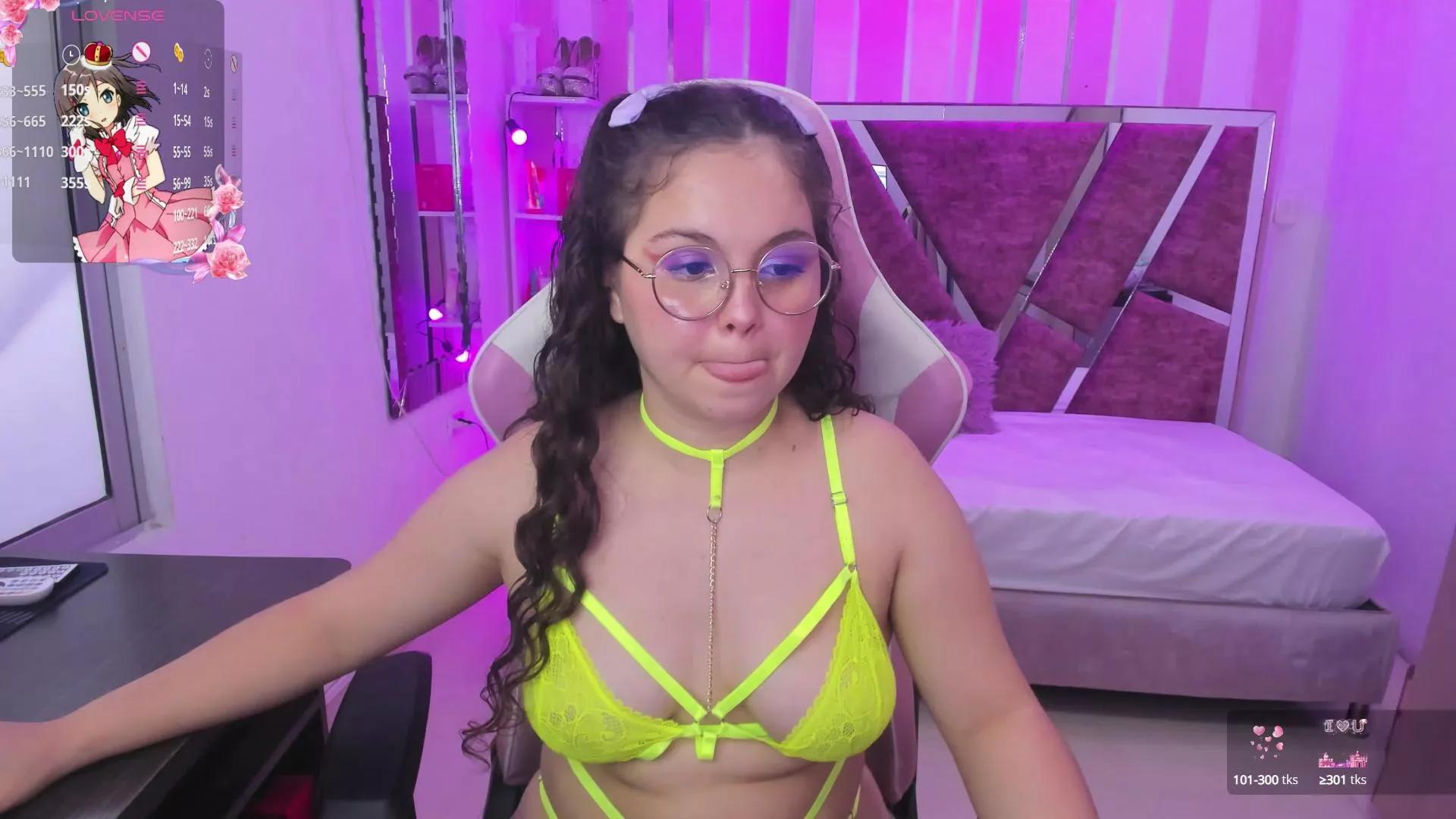 ShylySweet on Cam4 