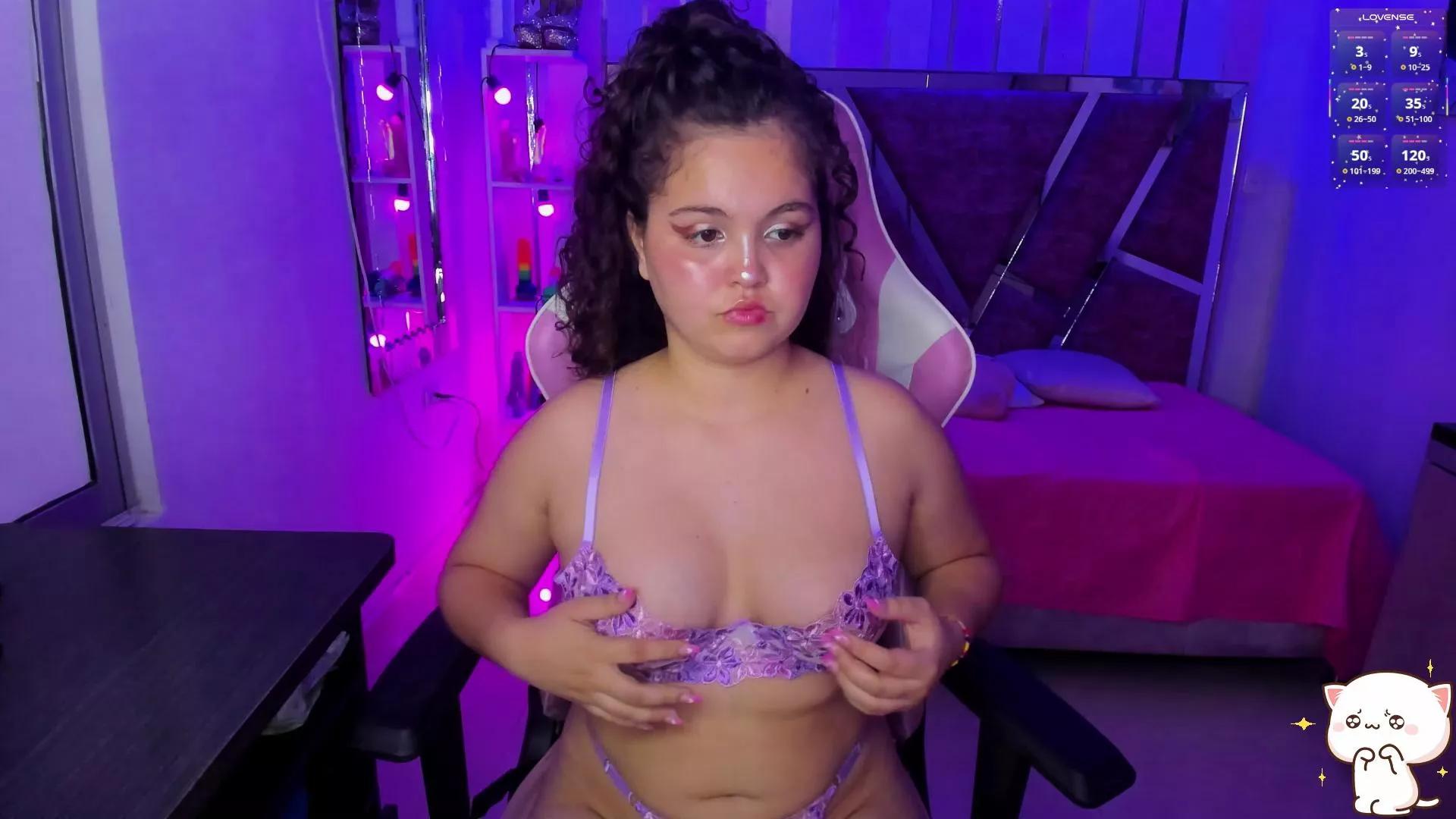 ShylySweet on Cam4 