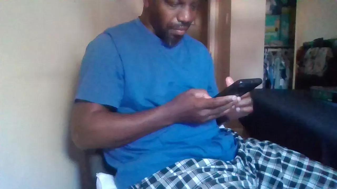 Offline Silkworm_Piper on Cam4