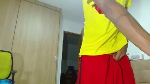 Skinny23cm on Cam4 