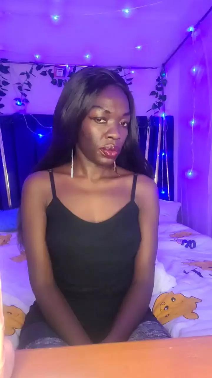 skinnylovefun on Cam4 