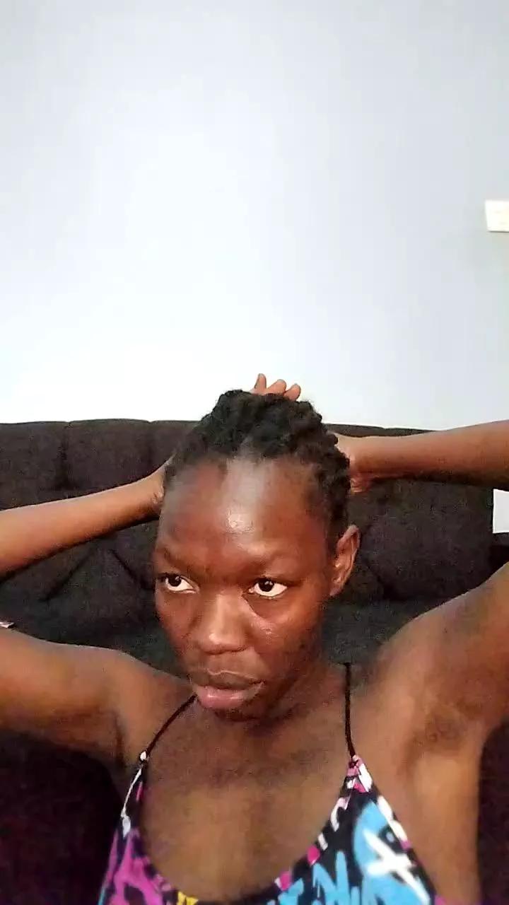 skinnylovefun on Cam4 