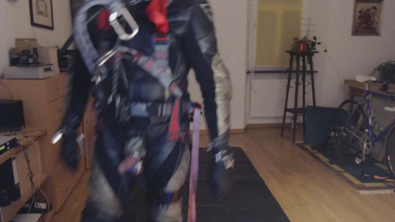 slave0575 on Cam4