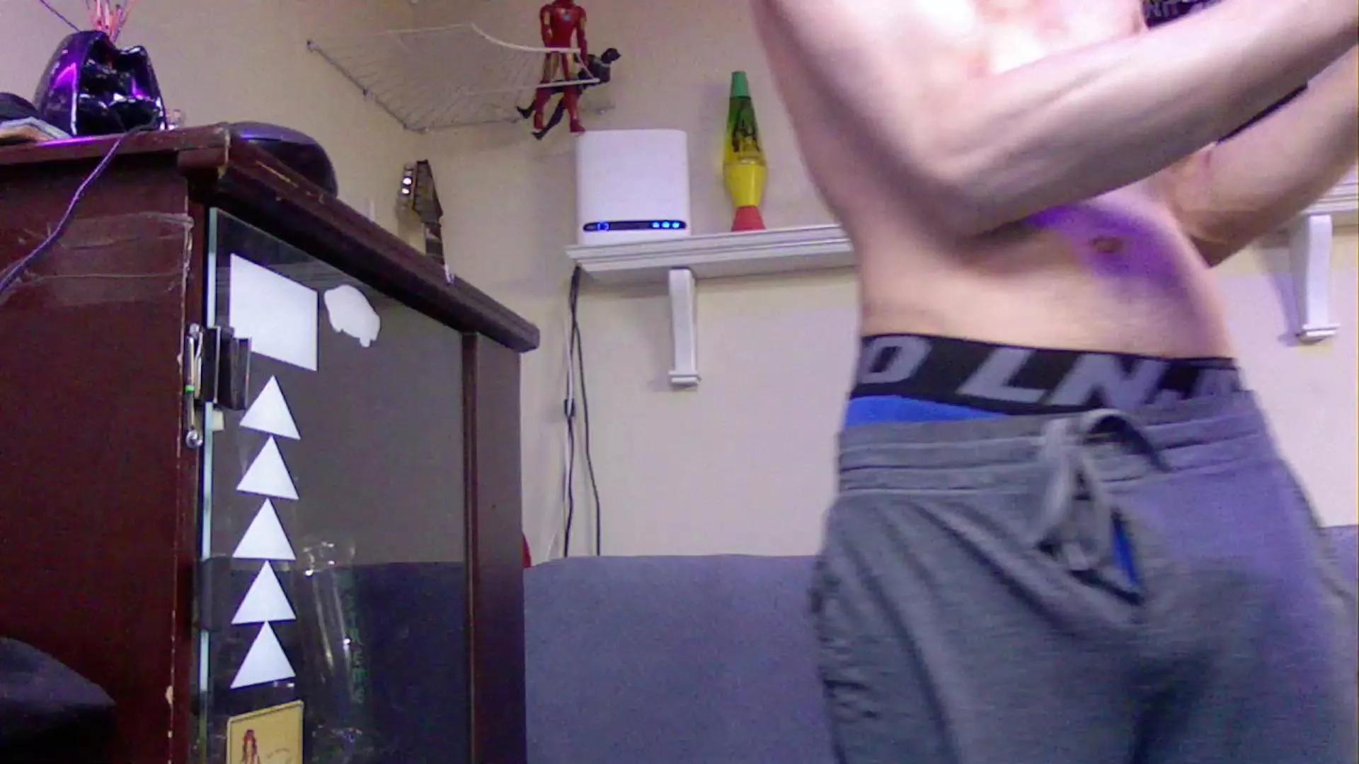Slendt94 on Cam4 