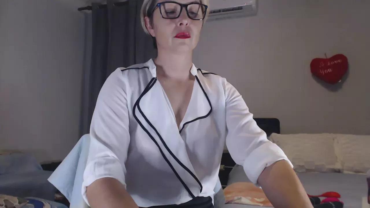 smeralda33 on Cam4 
