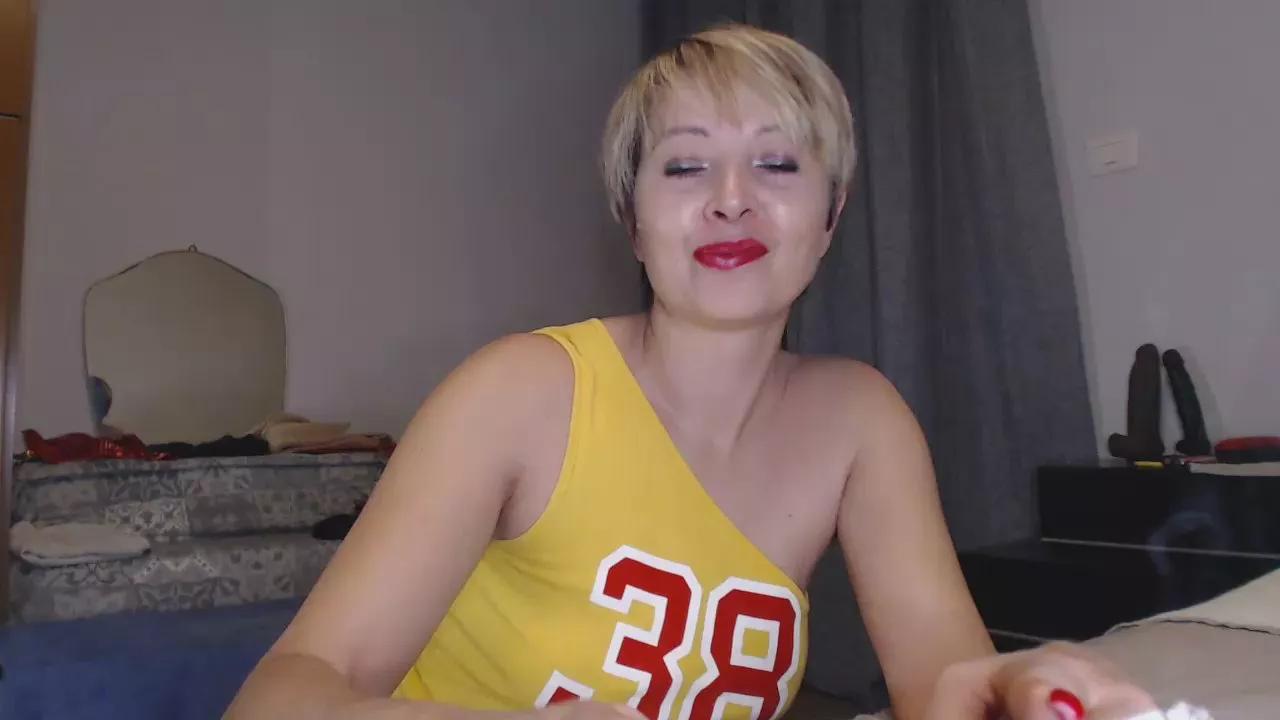 smeralda33 on Cam4 