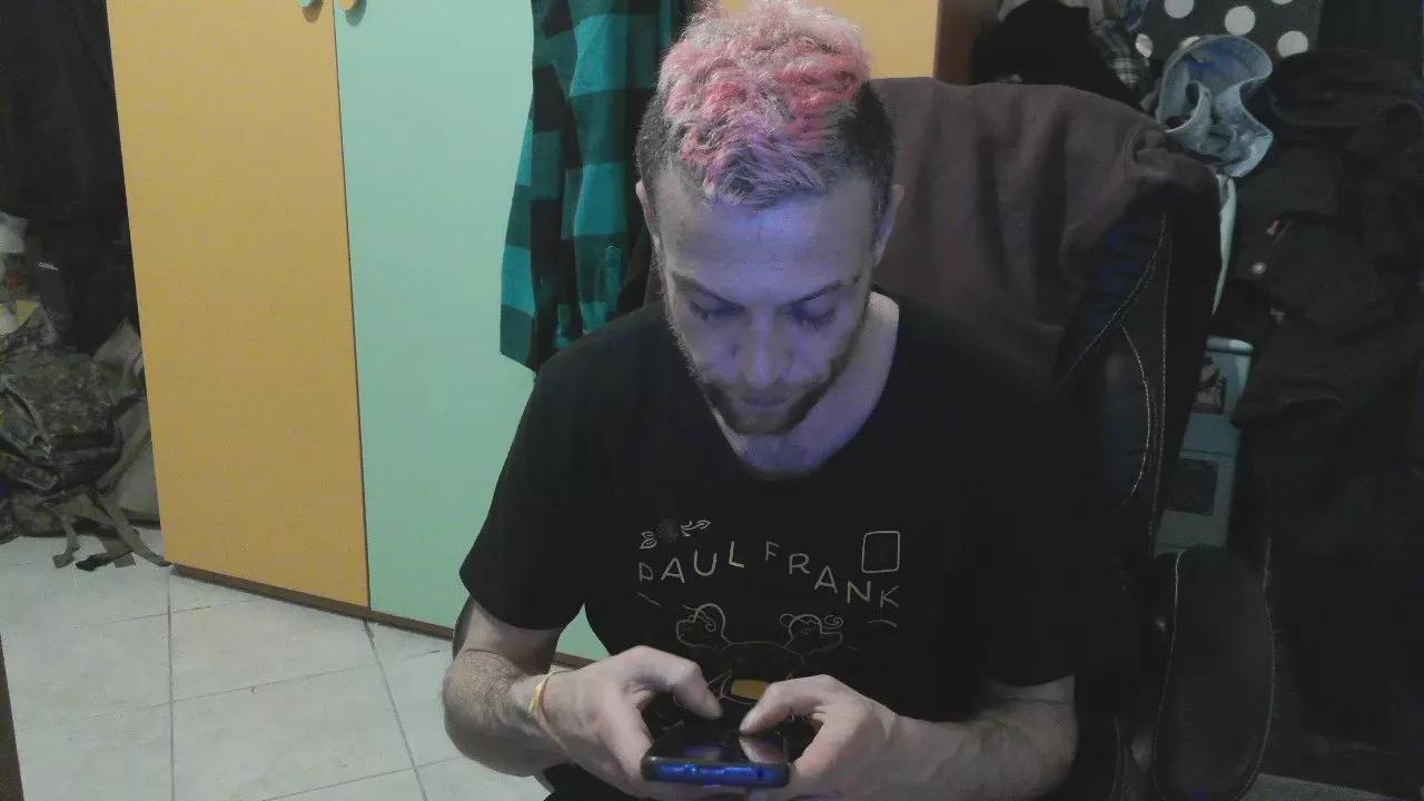sniffetto87 on Cam4 
