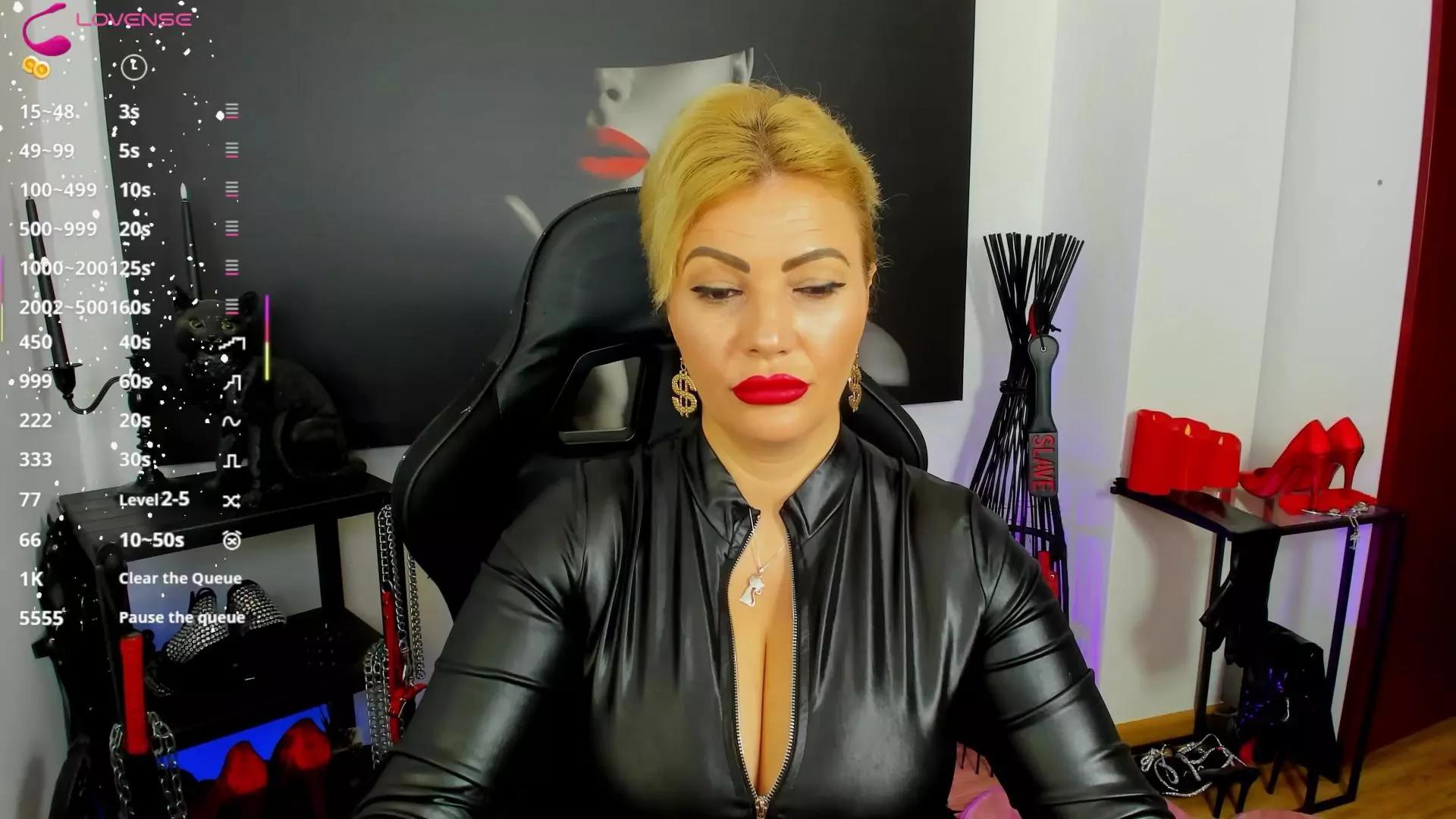 Snow_xCat on Cam4 