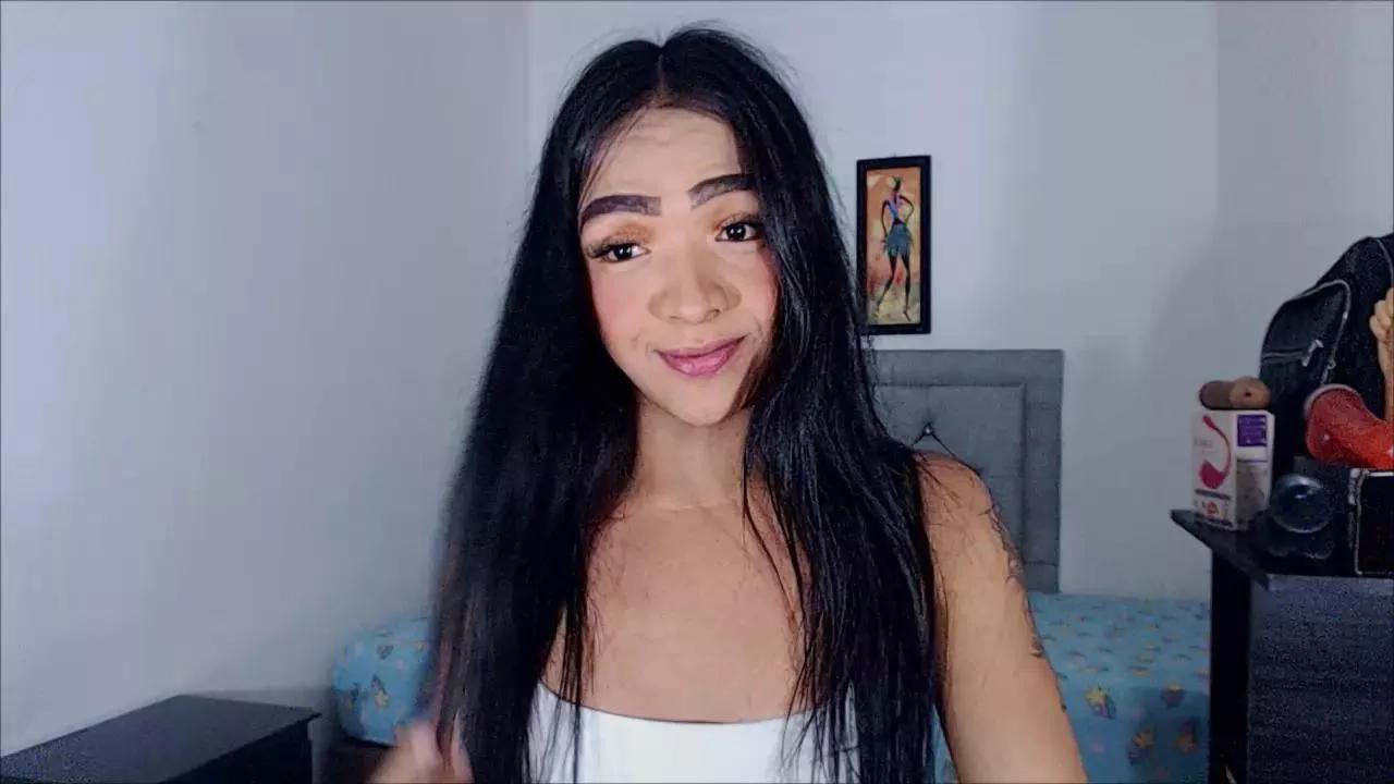 sofiaxdollxxx on Cam4 