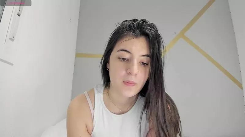 sophiacoop on Cam4 